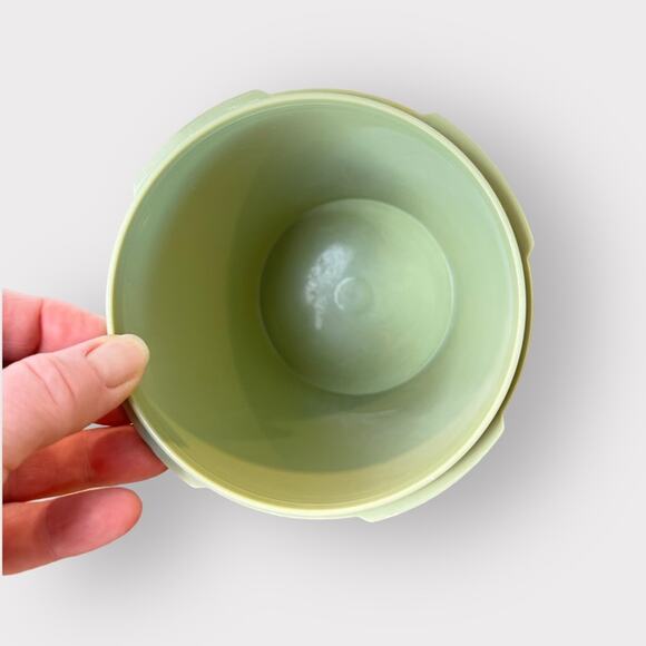 Vintage Tupperware Avocado Green Canister 811-6 MCM Starburst Lid Made in USA - Picture 4 of 9